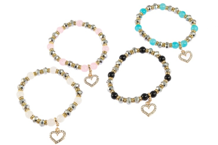 Bransoletki z serduszkami