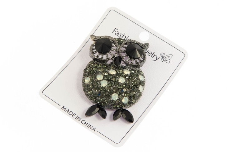 Elegancka broszka sowa