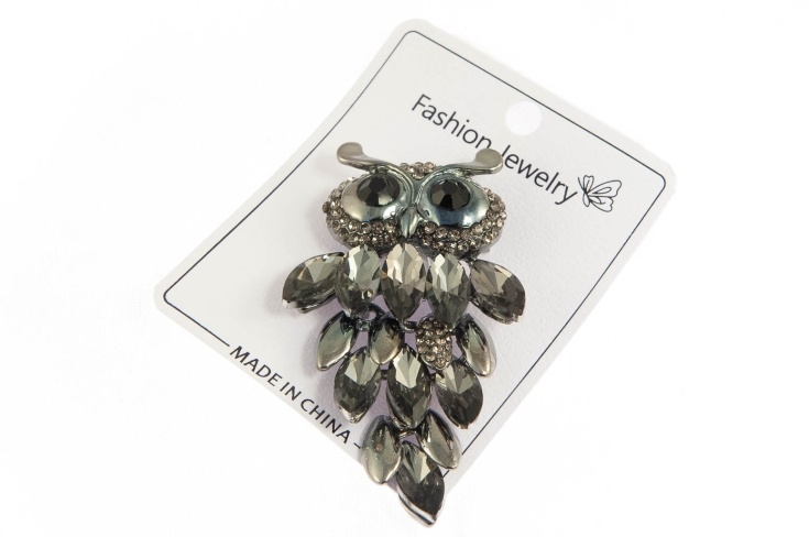 Elegancka broszka sowa