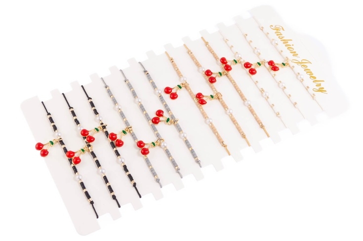 Bransoletki z wisienkami