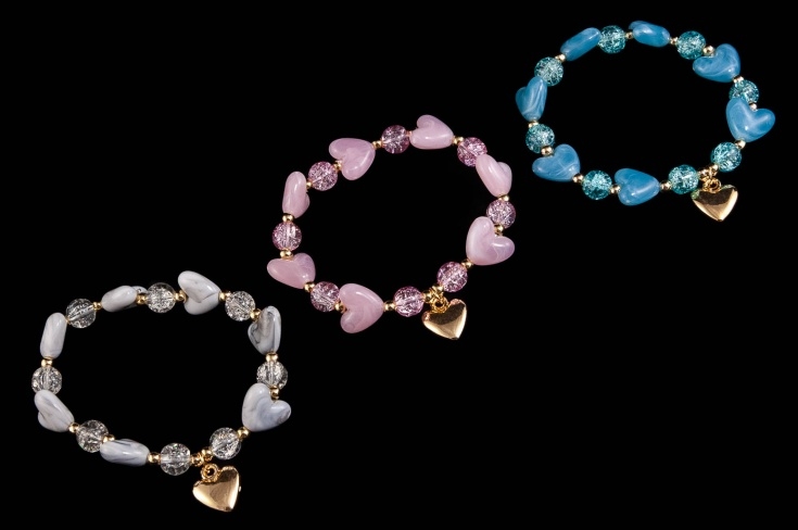 Bransoletki z serduszkami